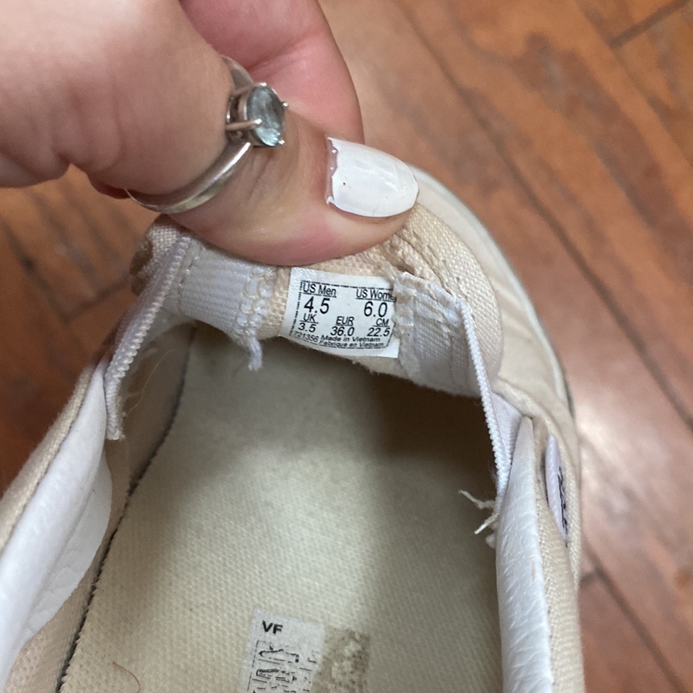 Off white van - Picture 5 of 5